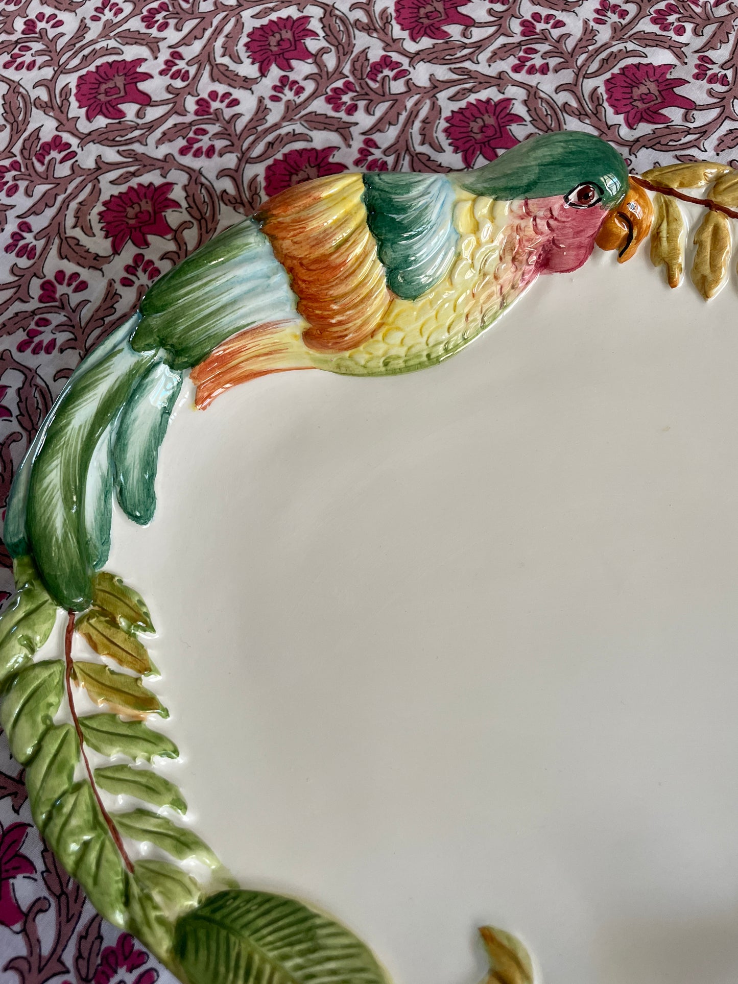 Petit plat perroquet