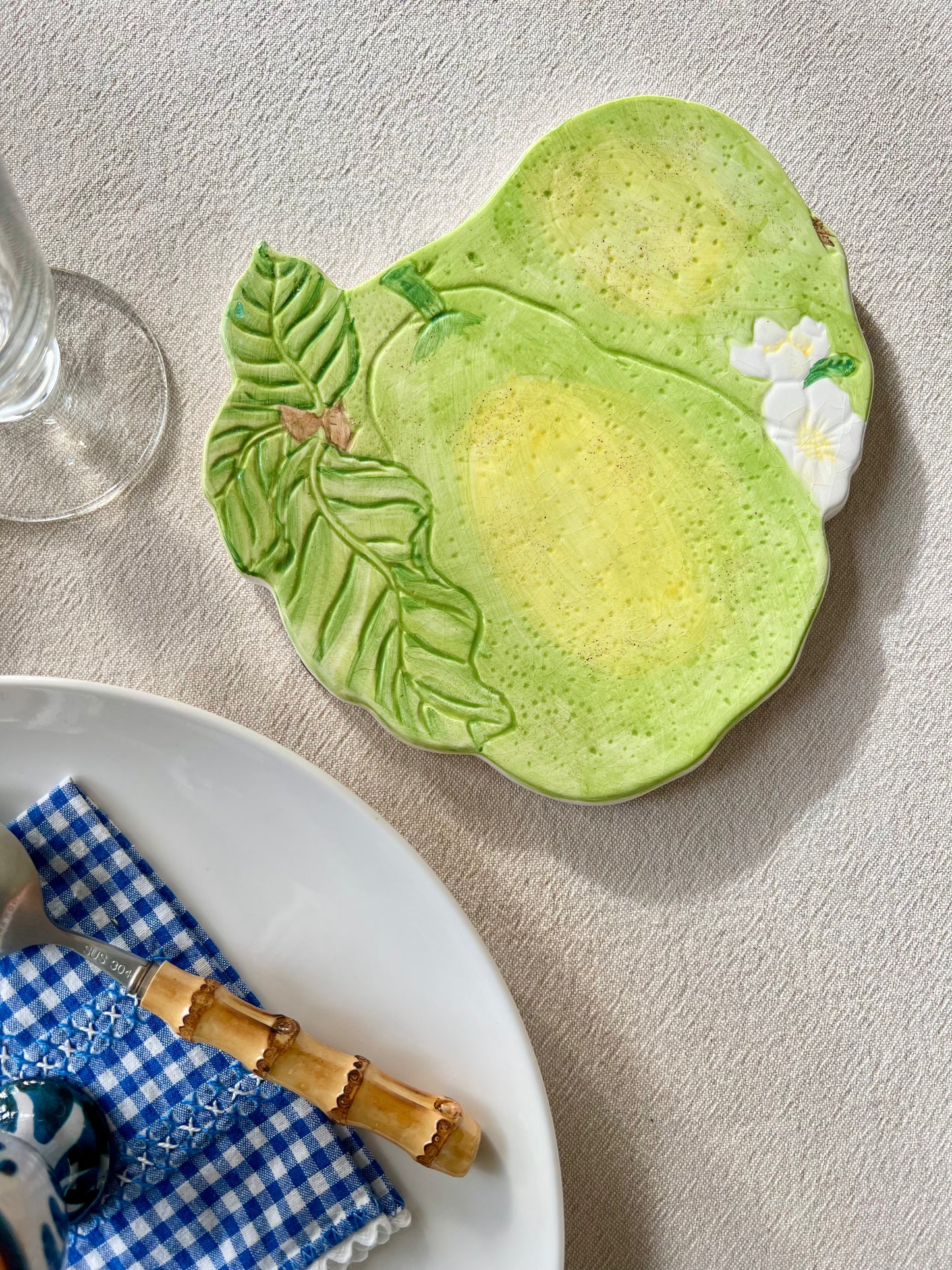Dessous de plat poire