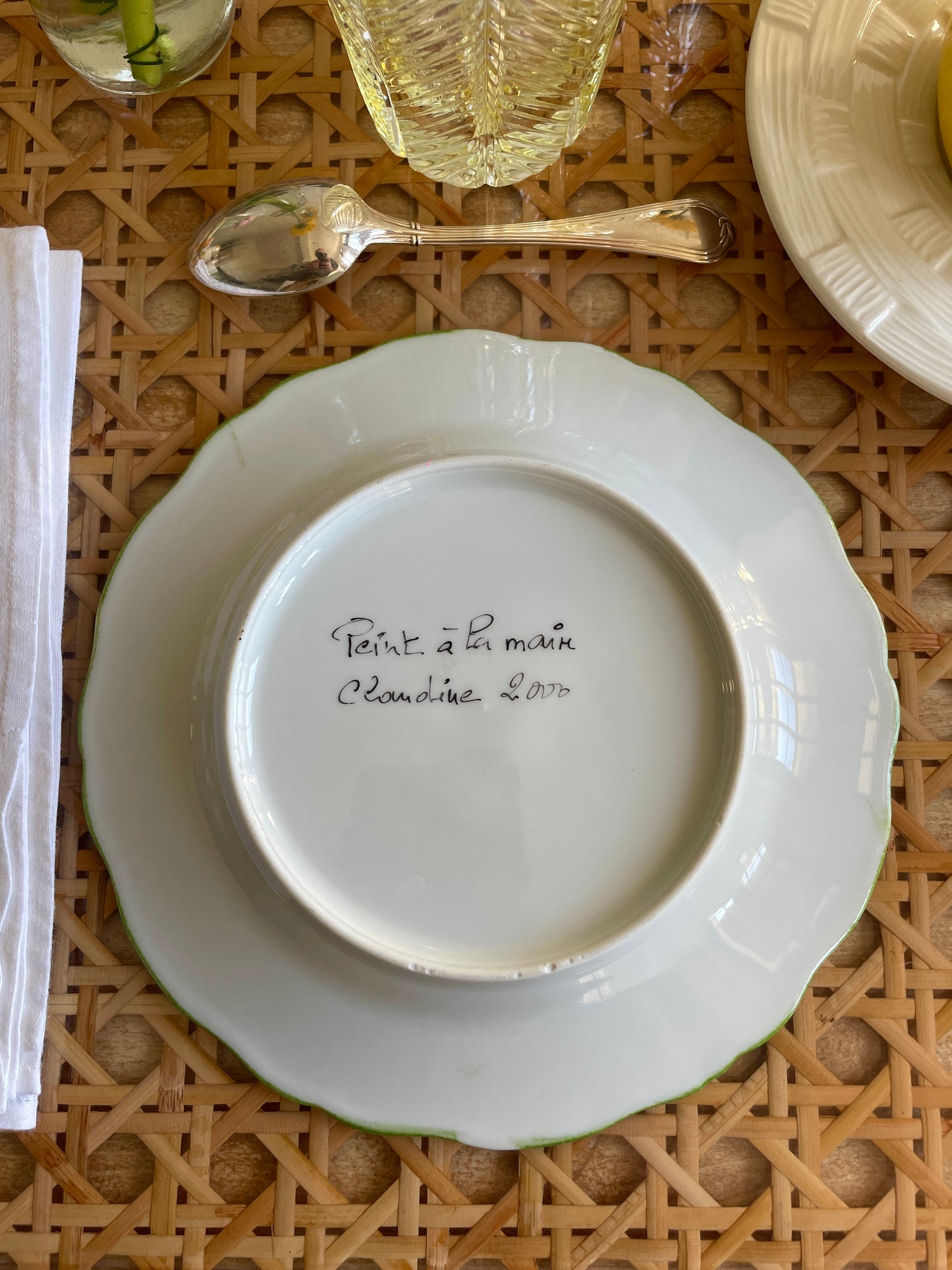 8 assiettes à dessert peintes à la main
