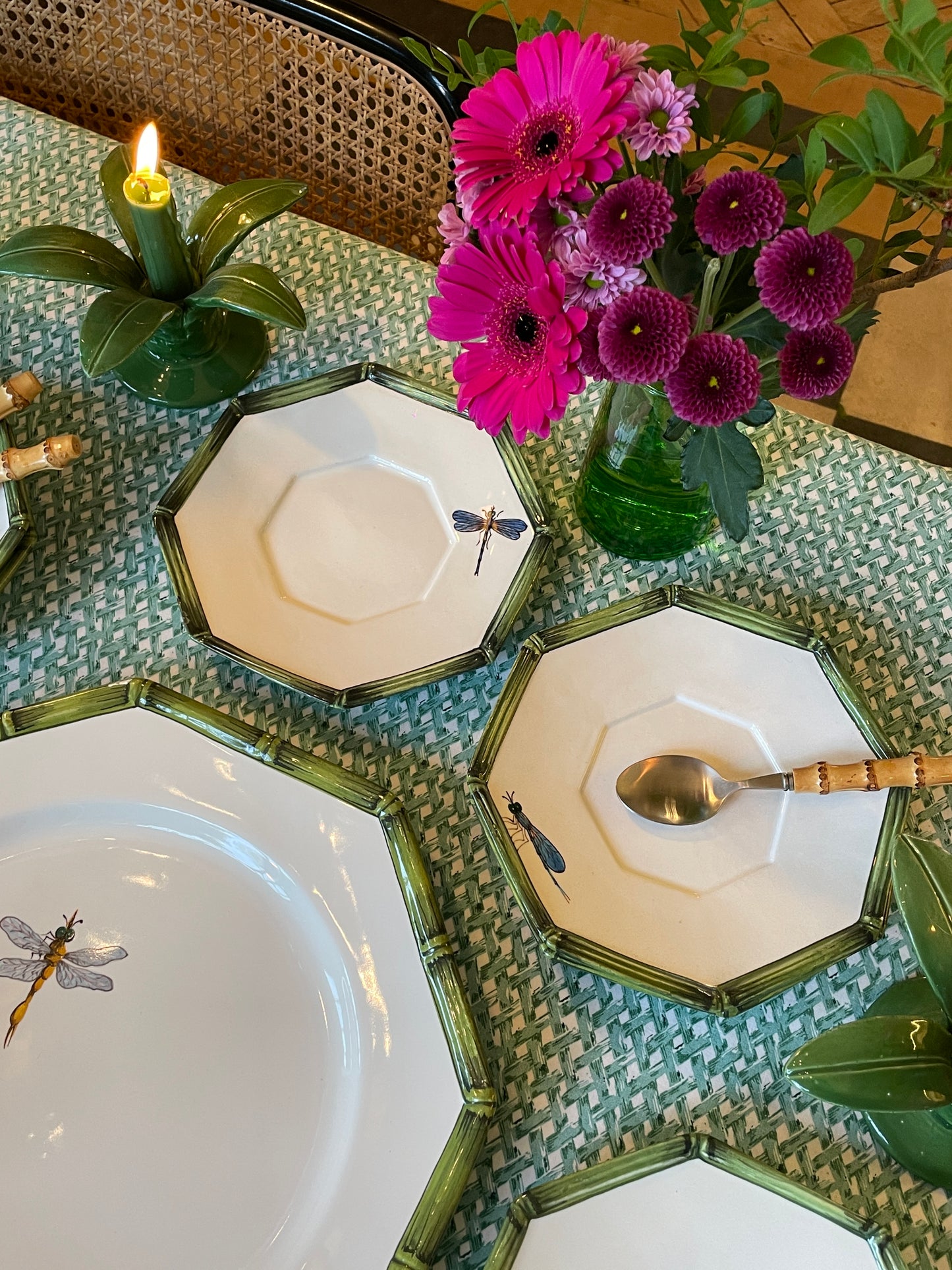 5 assiettes à dessert décor bambou et libellules Made in Italy