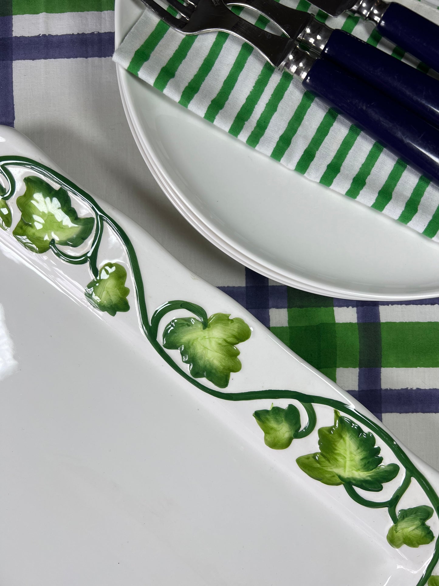 Grand plat vigne vierge