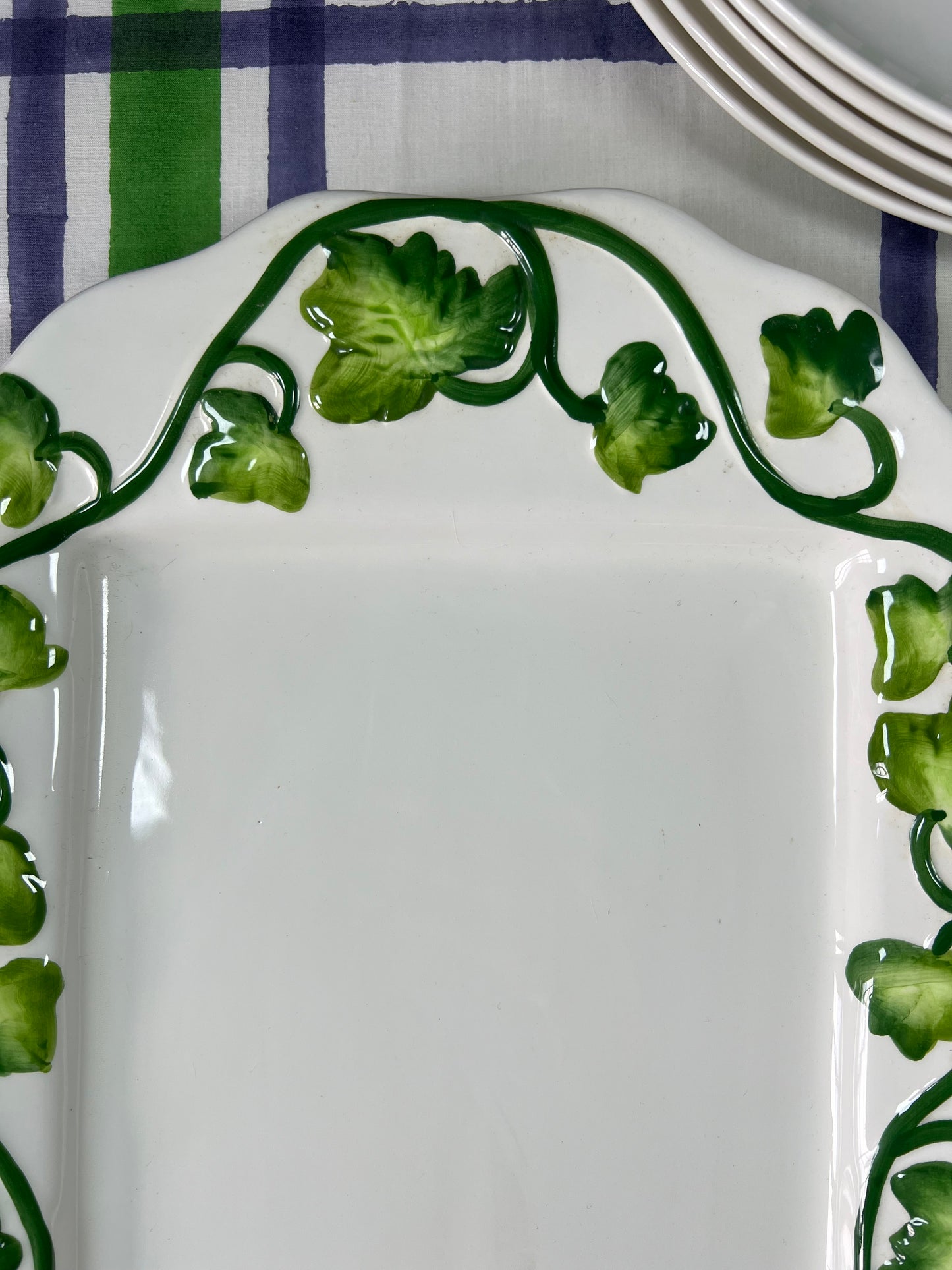 Grand plat vigne vierge