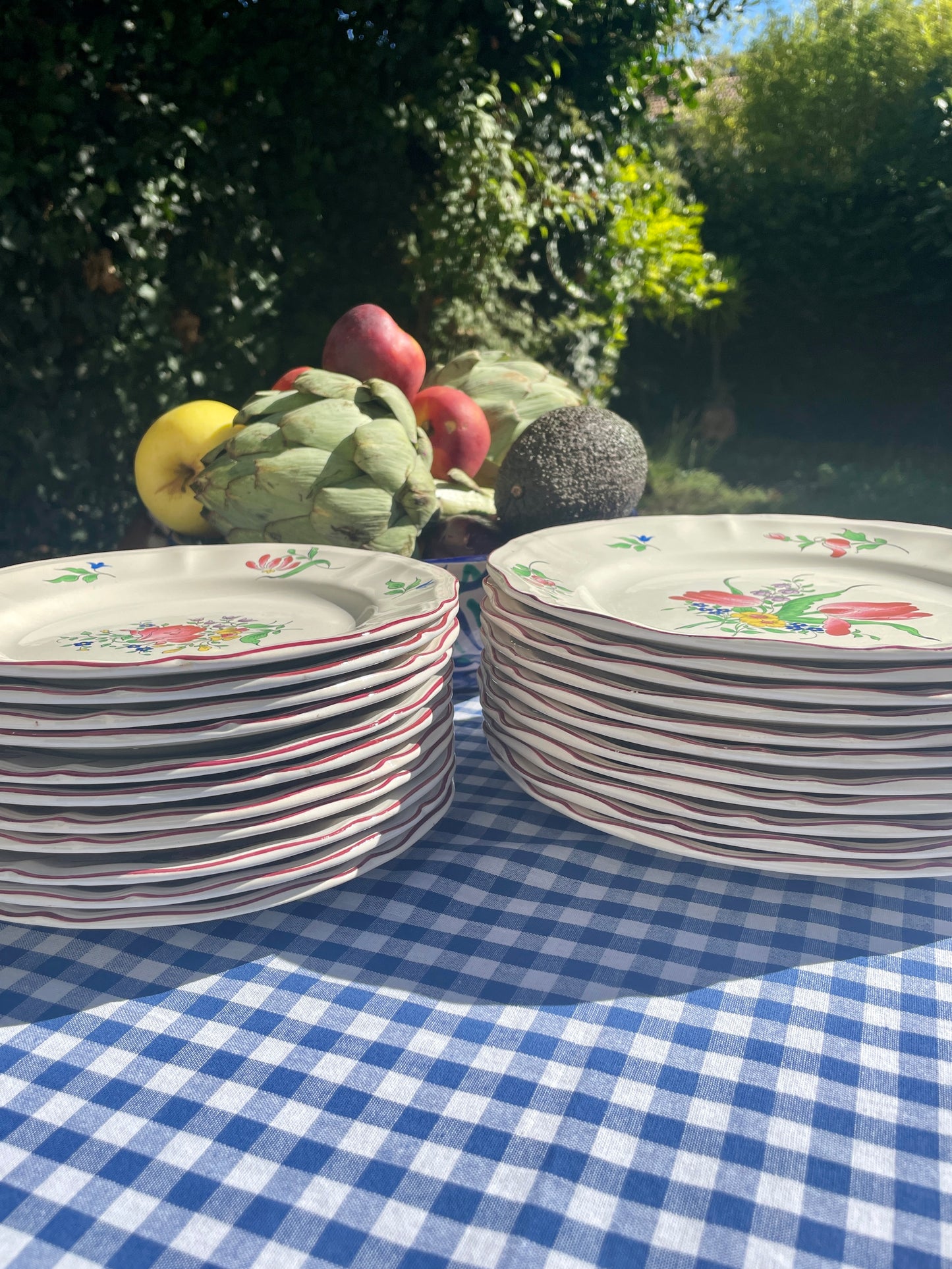 8 assiettes plates fleurs Luneville