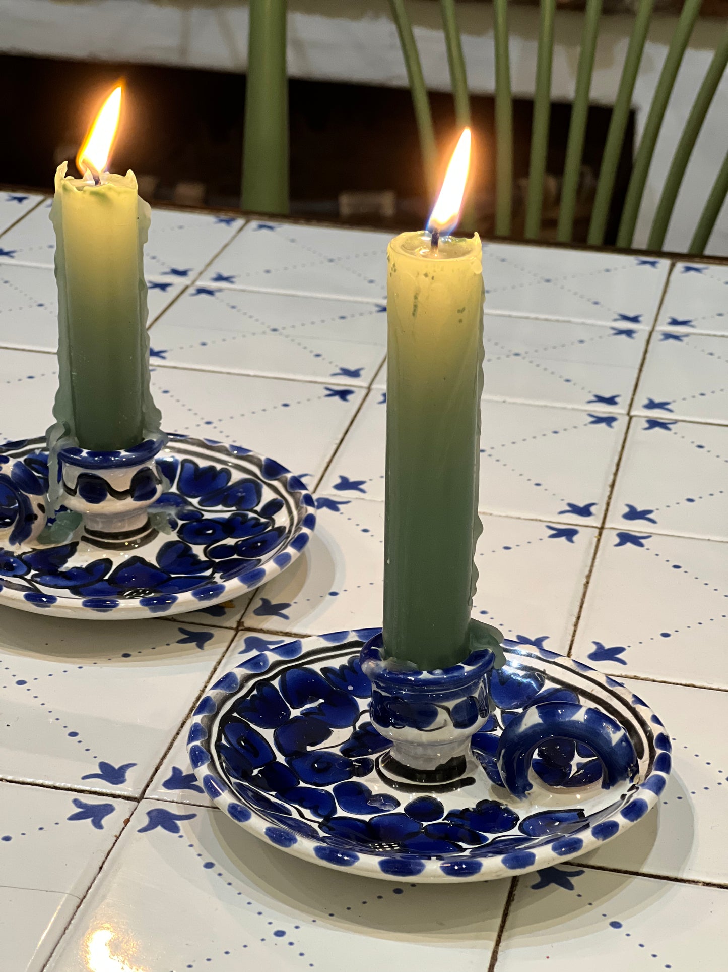2 bougeoirs bleus peints à la main