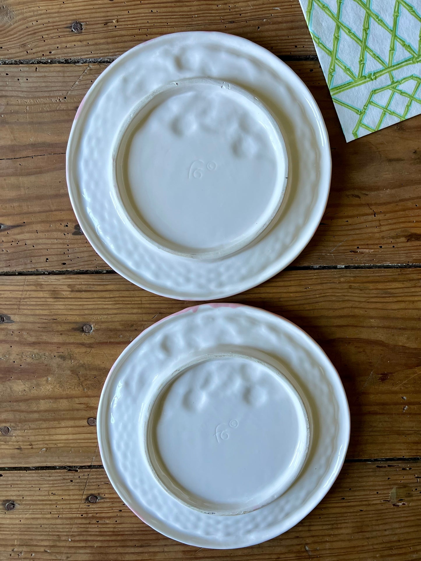 Duo d'assiettes cannage et framboises