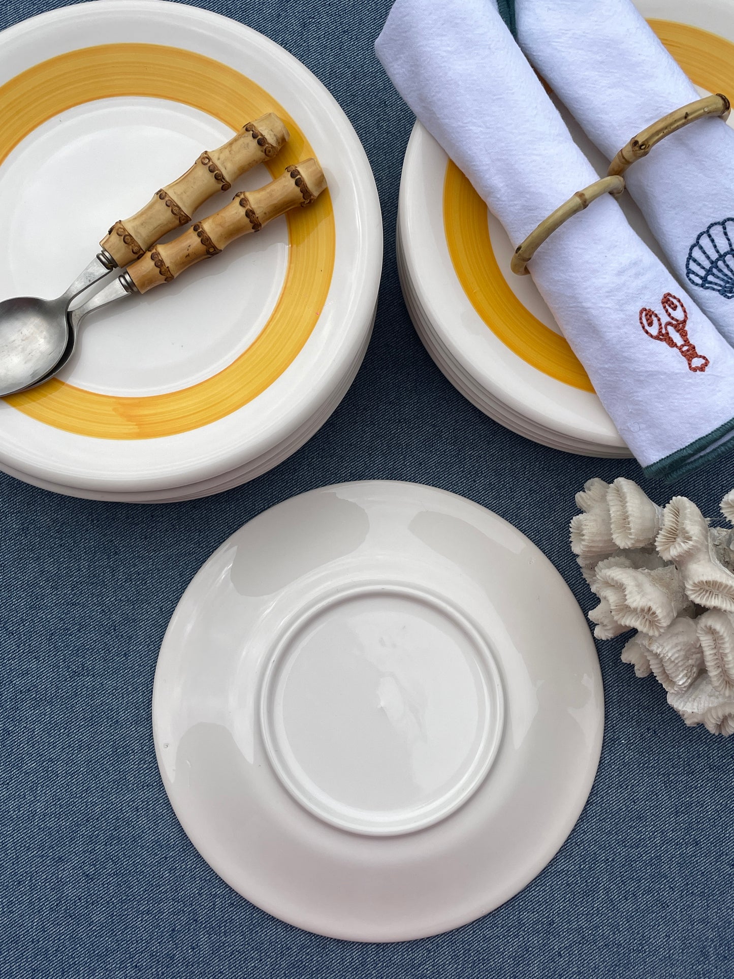 12 assiettes à dessert peintes à la main