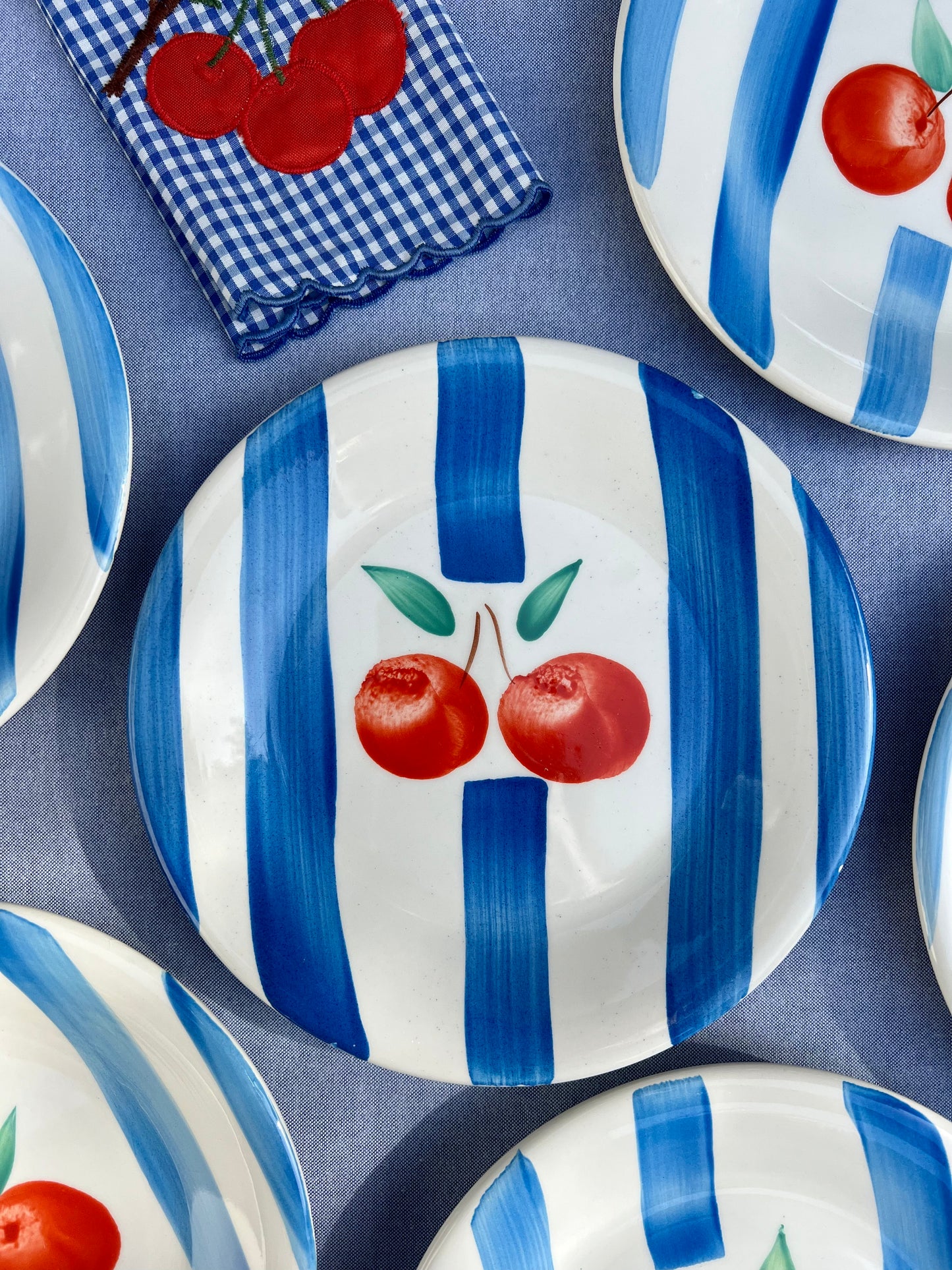 6 assiettes dessert cerises Made in Italy