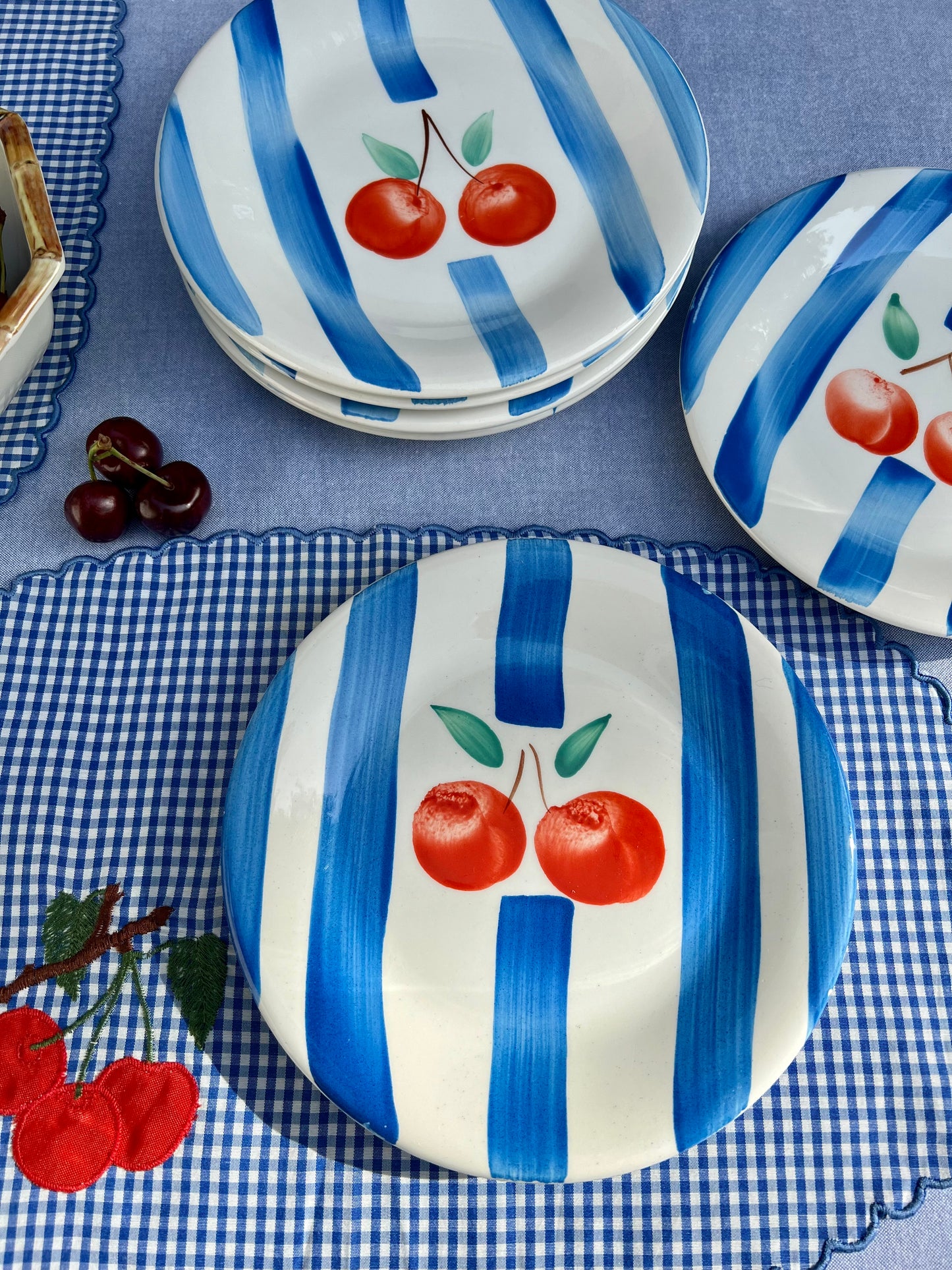 6 assiettes dessert cerises Made in Italy