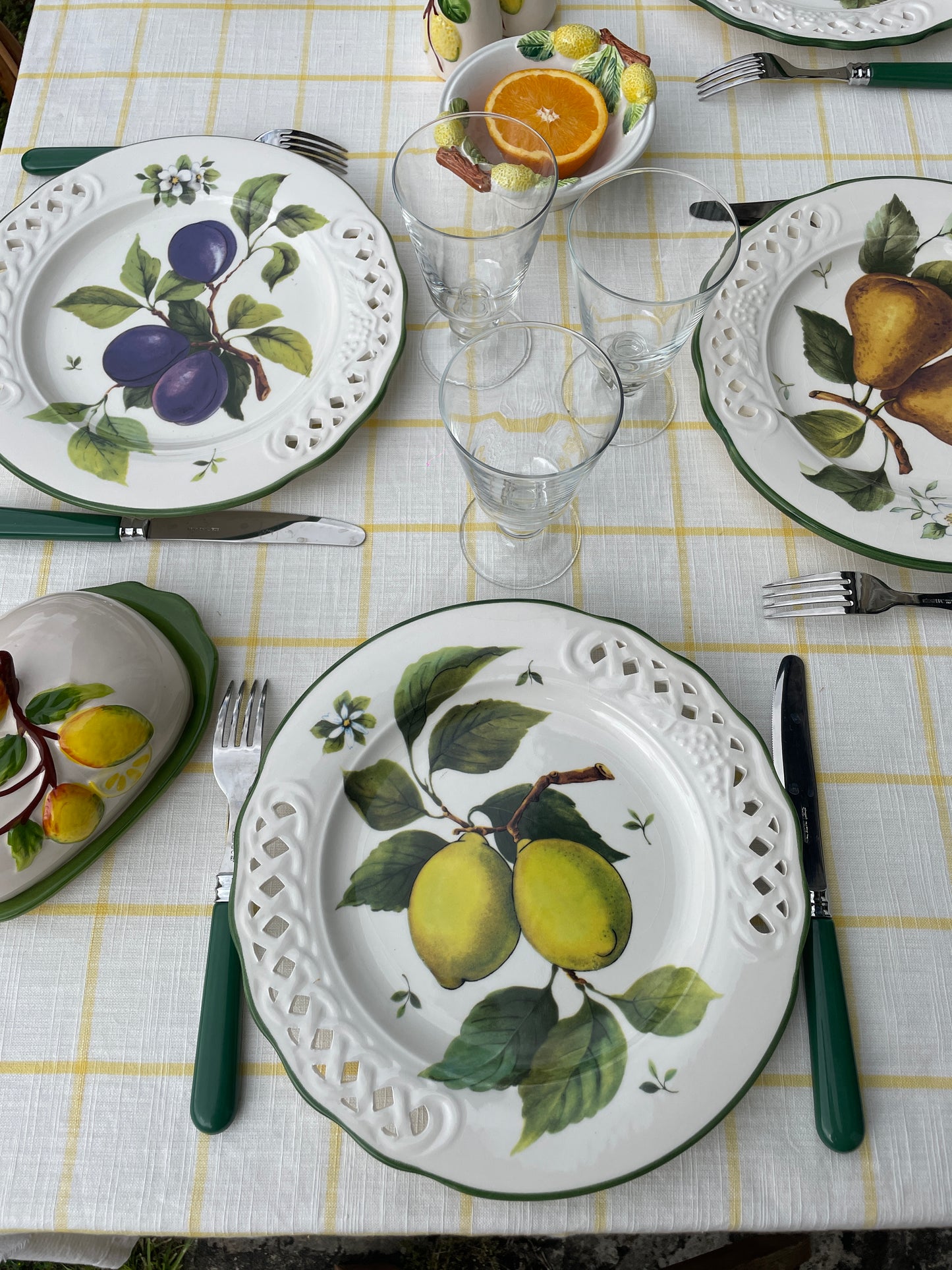 5 assiettes plates décor fruits Made in Italy
