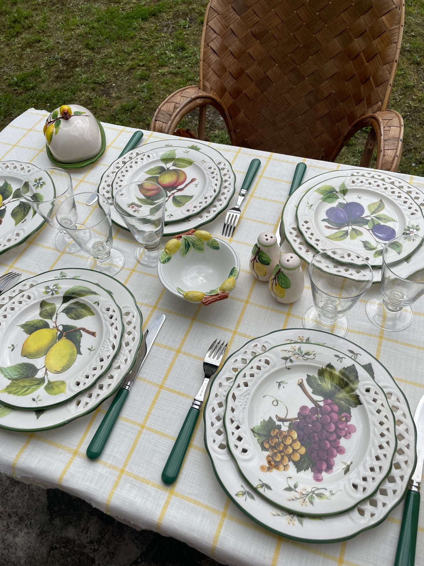 4 assiettes à dessert fruits Made in Italy