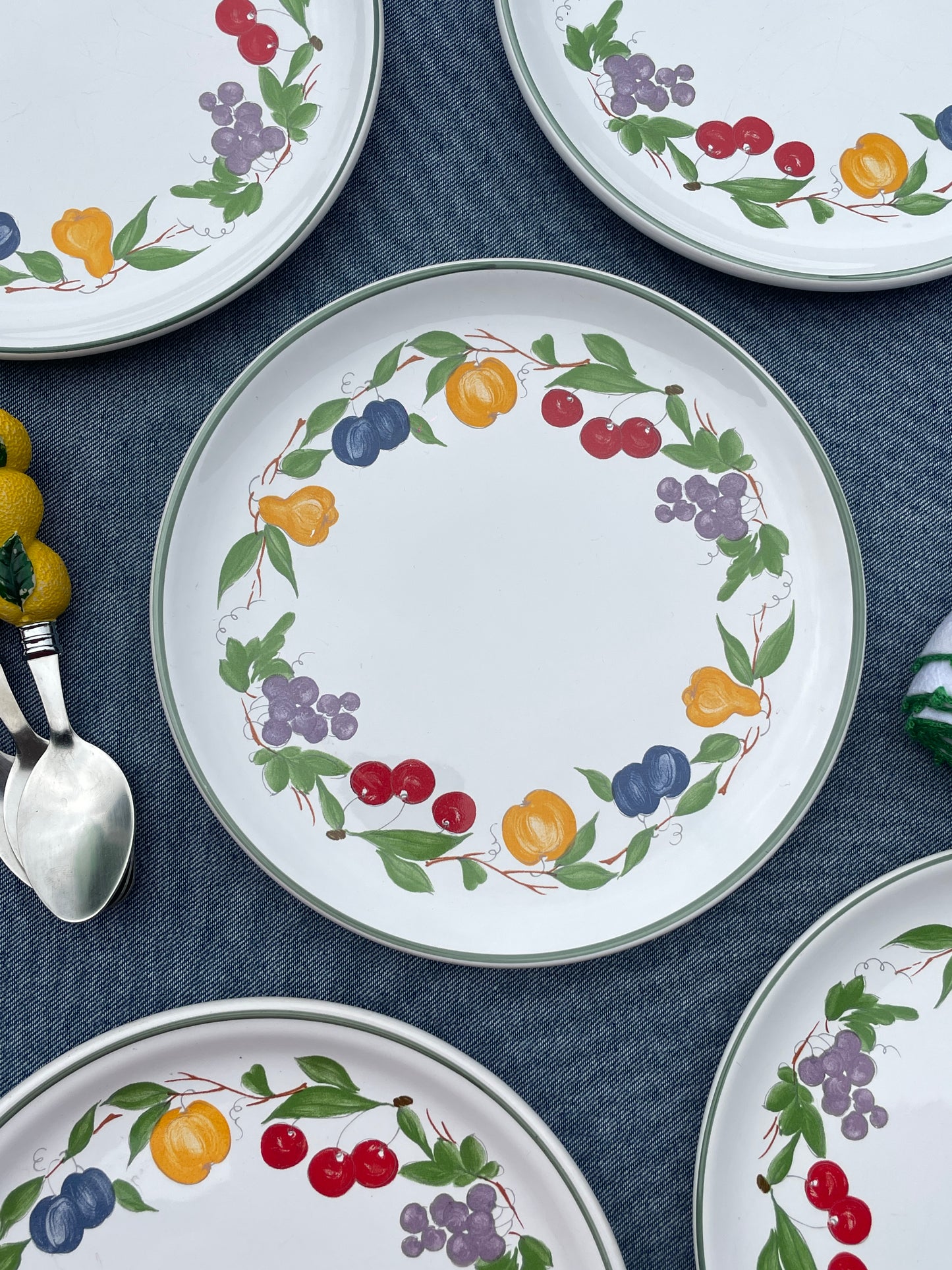 6 assiettes à dessert fruits