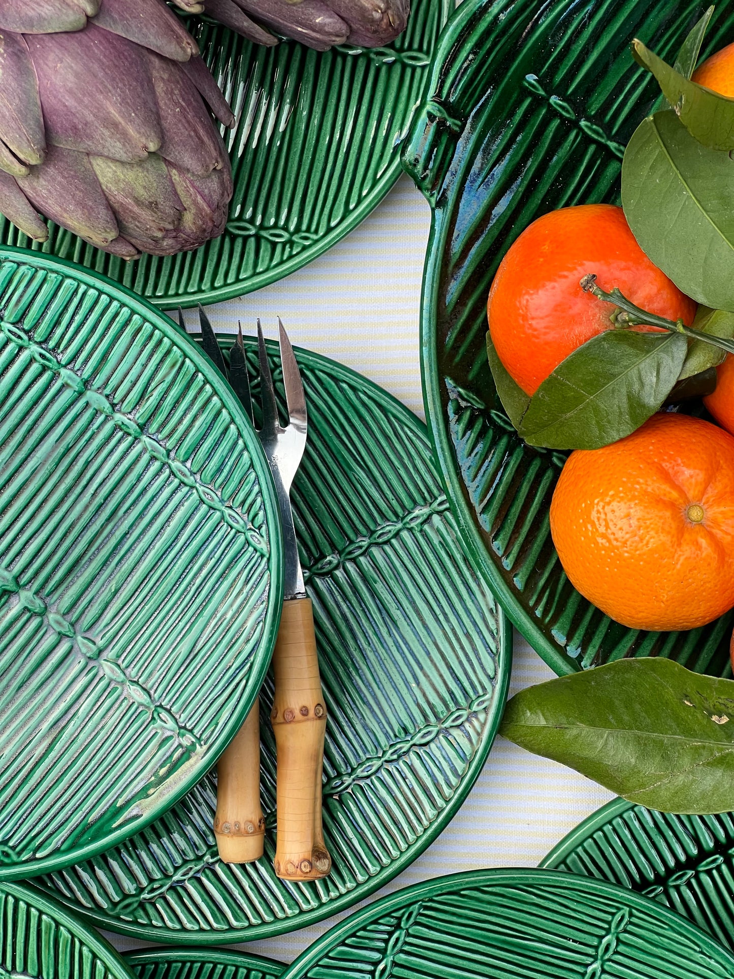 8 assiettes et 1 plat décor Paille