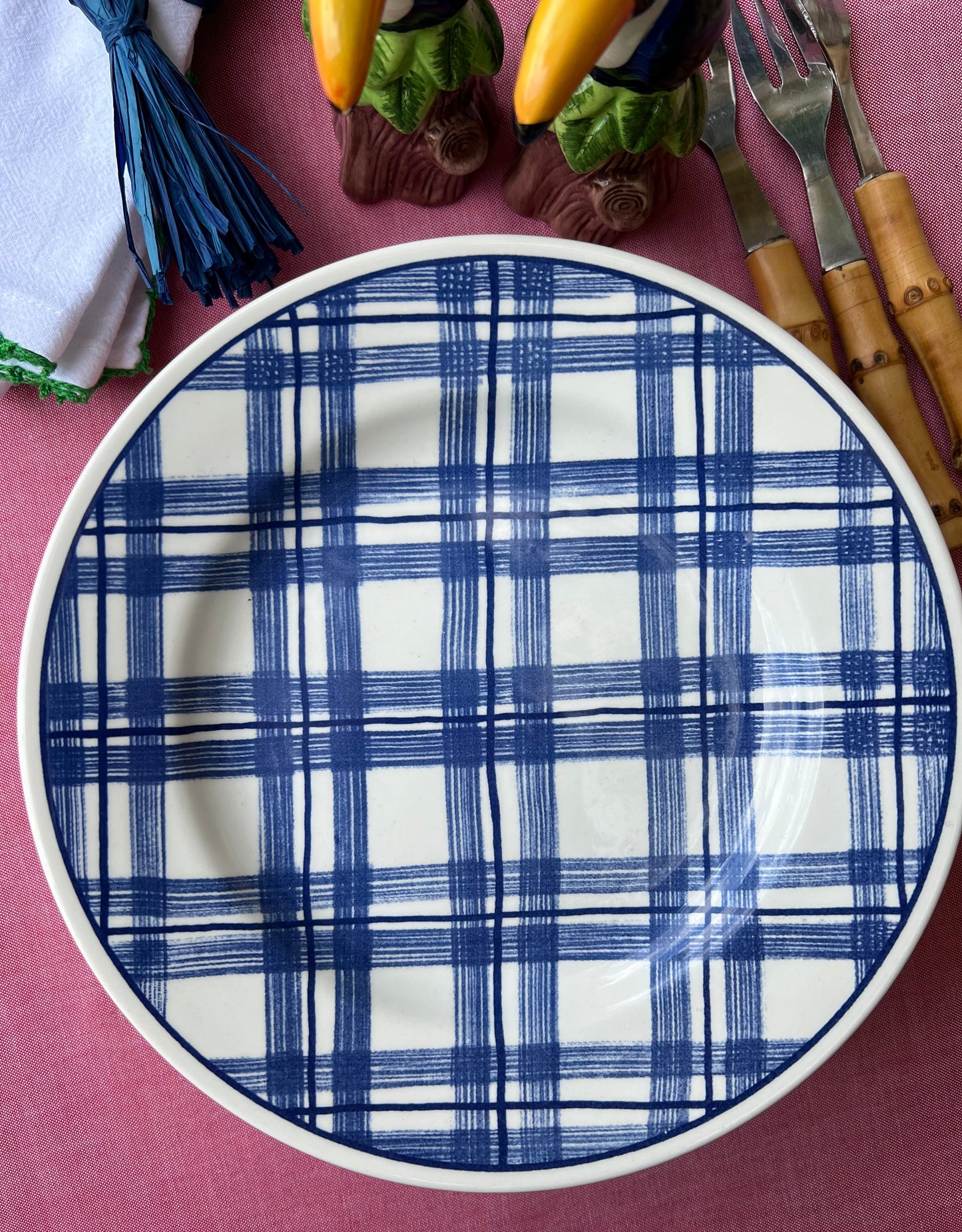 8 assiettes à dessert à carreaux bleus et blancs