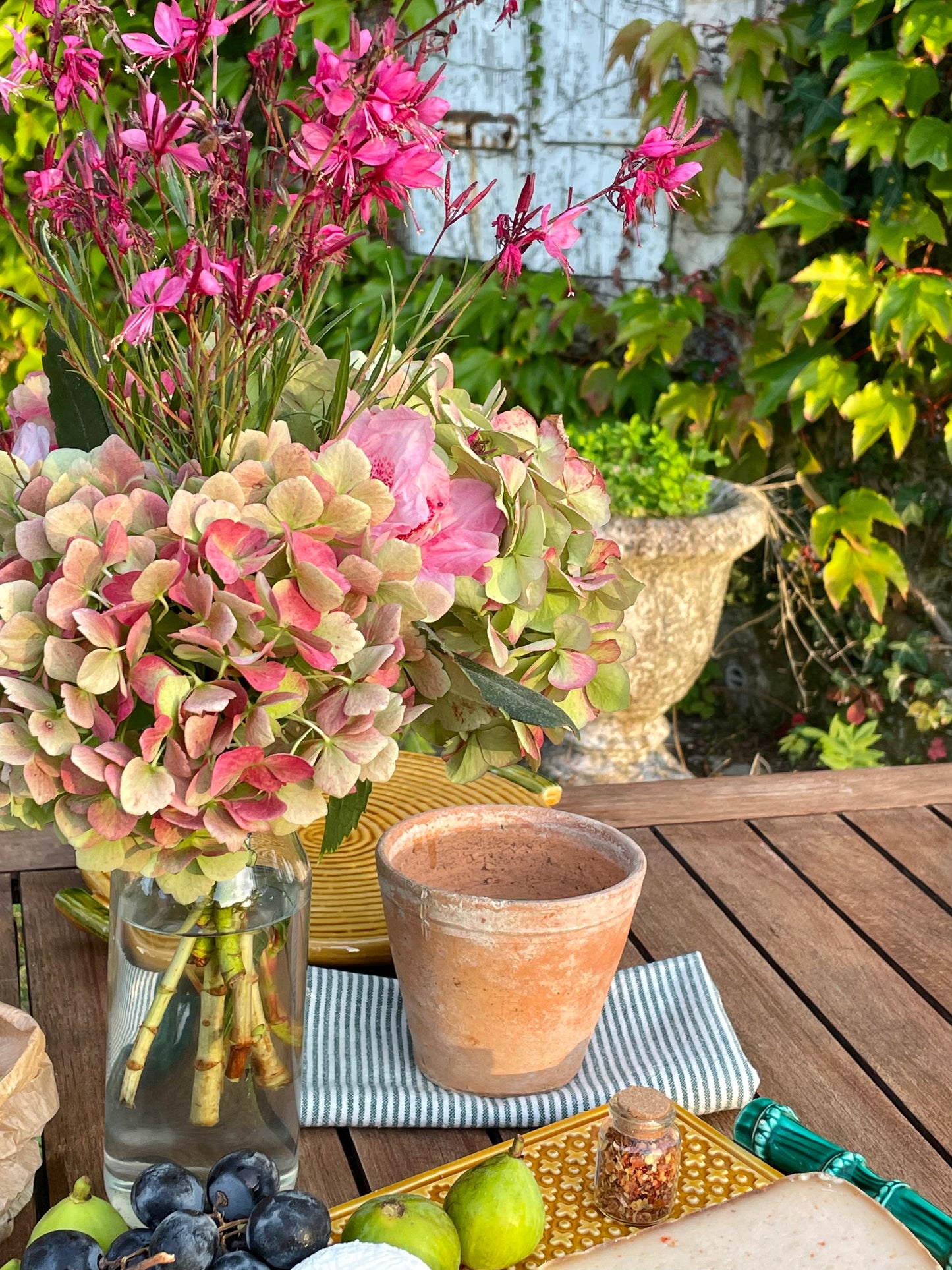 Plateau fromage décor cannage et bambou