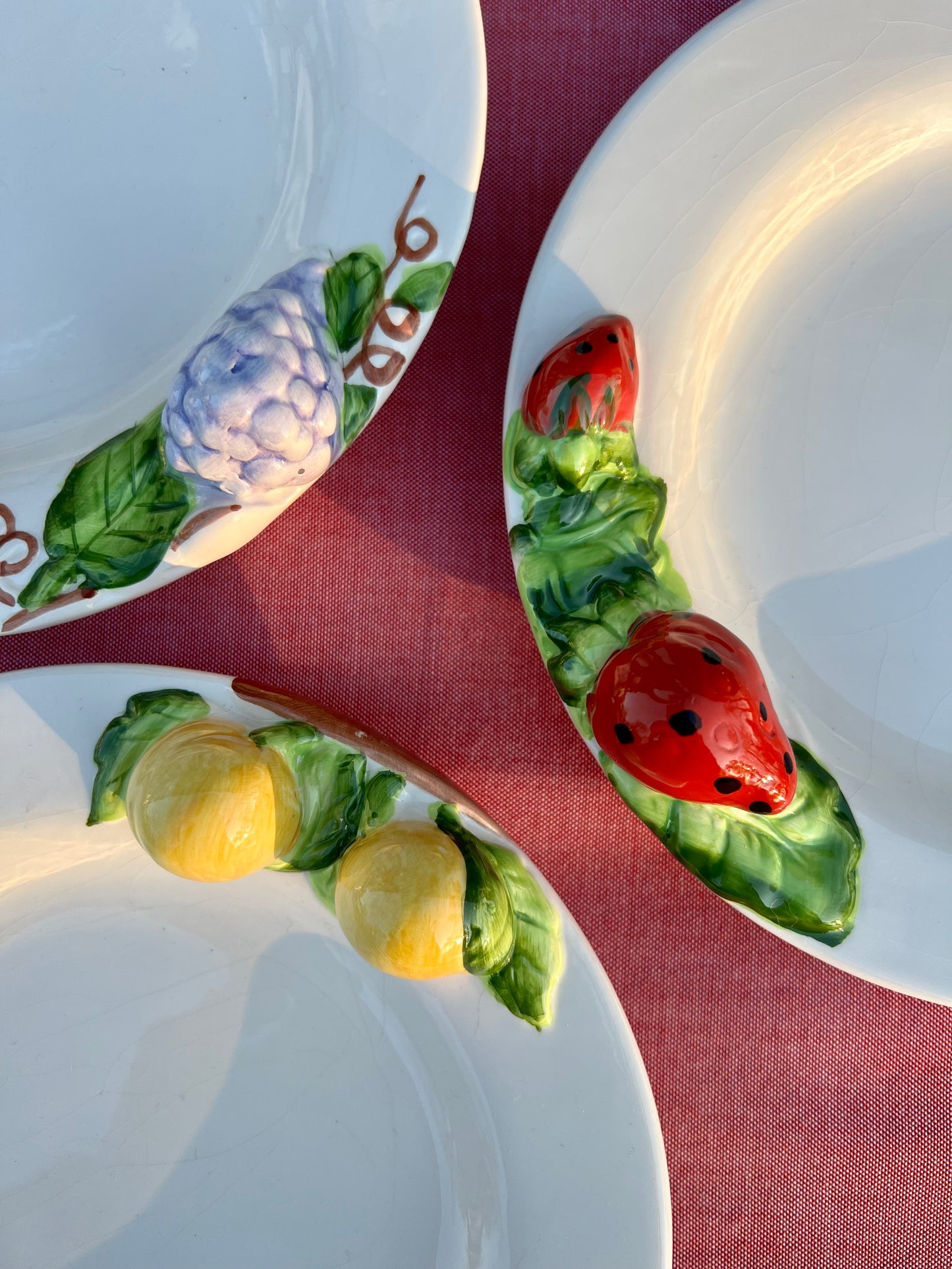 9 assiettes à dessert fruits