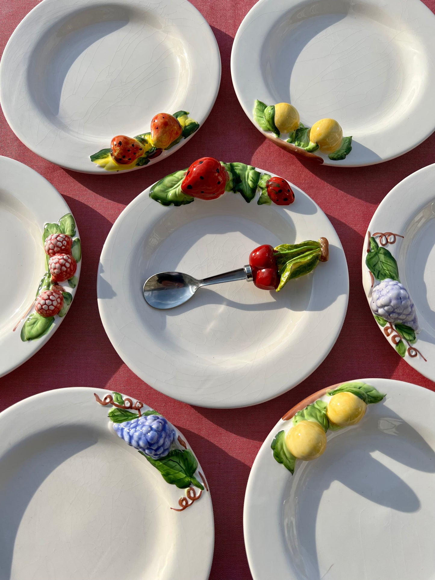 9 assiettes à dessert fruits