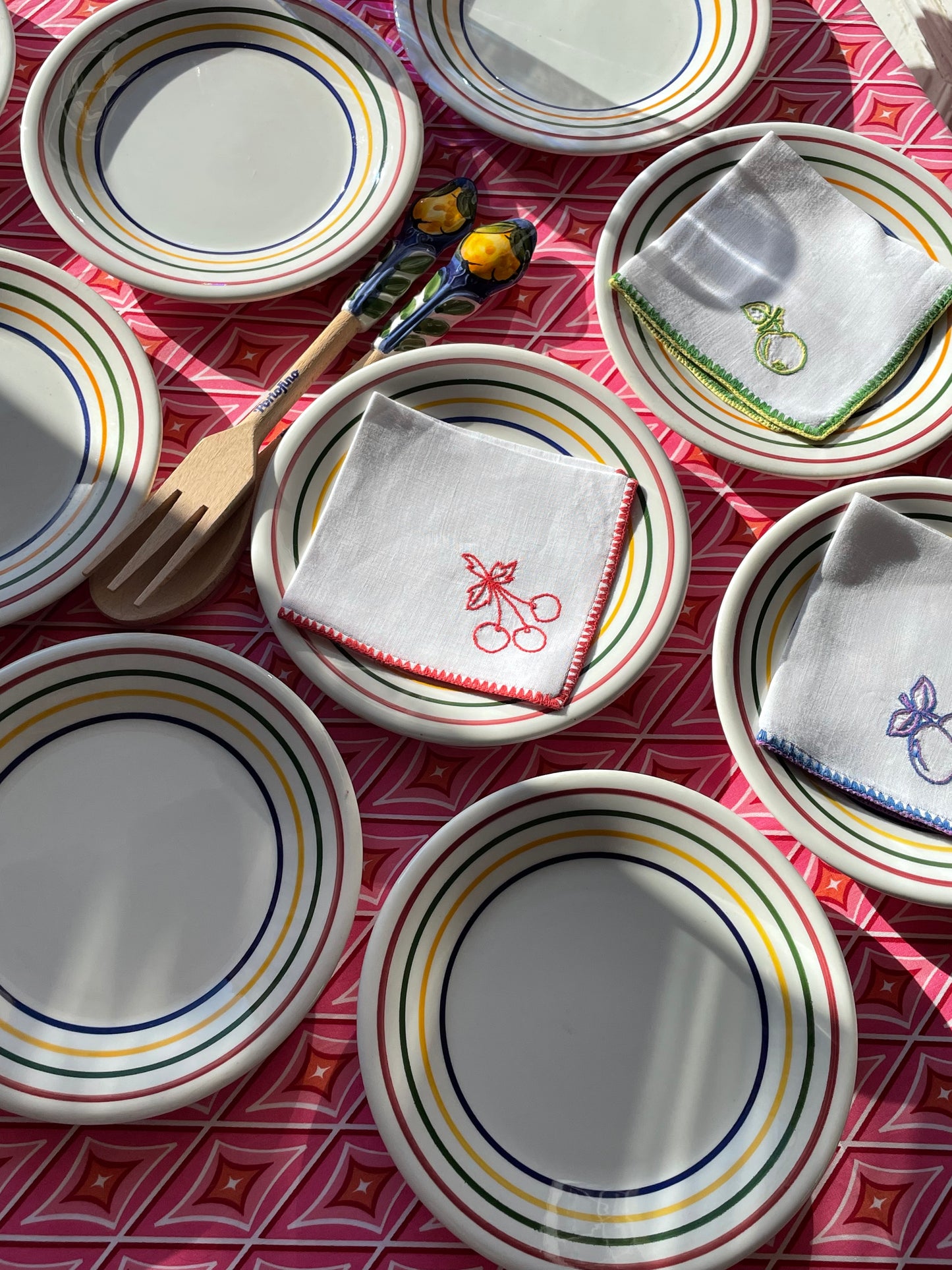 8 assiettes à dessert rayures Made in Italy