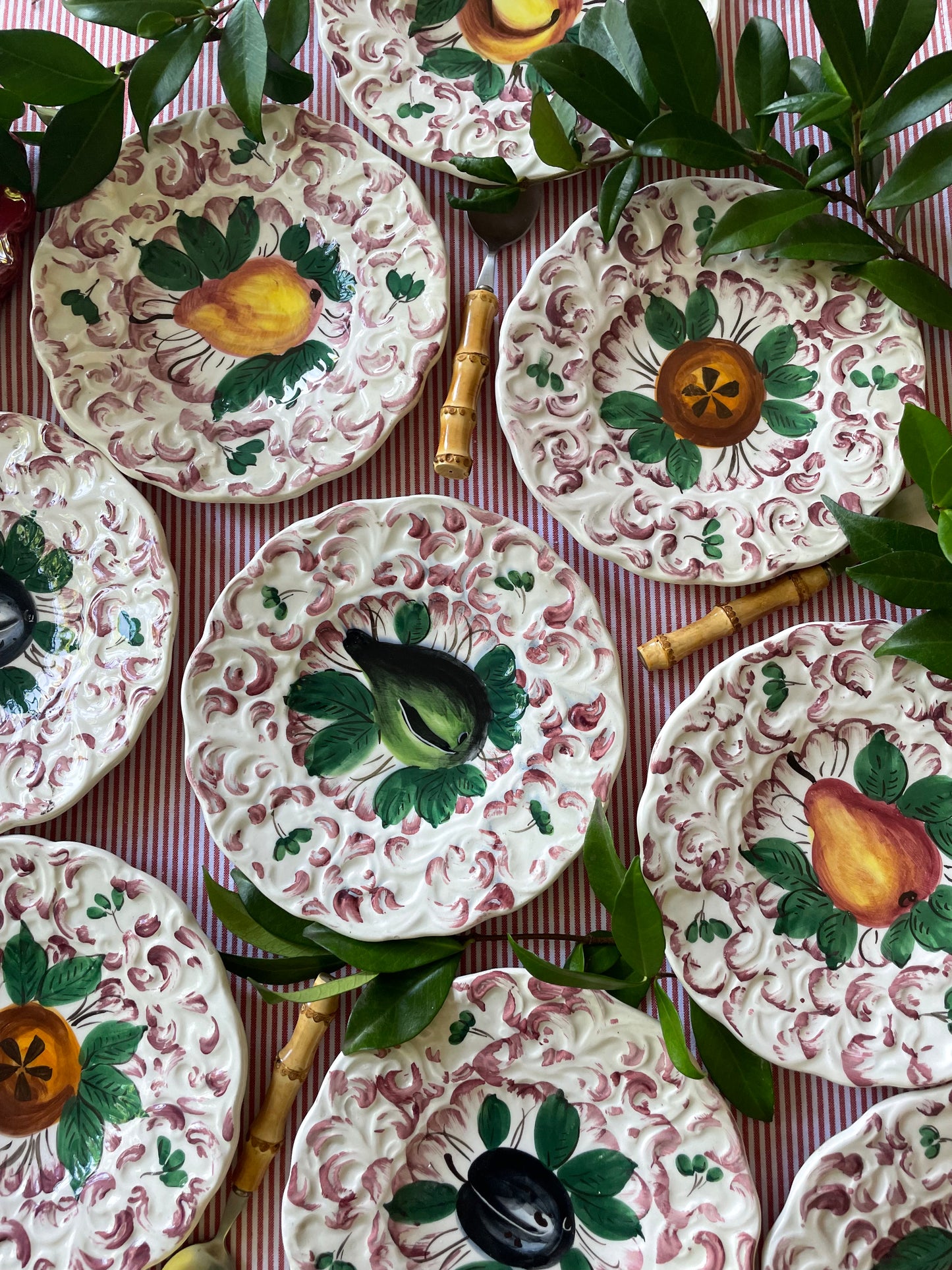 9 assiettes à dessert fruits Made in Italy