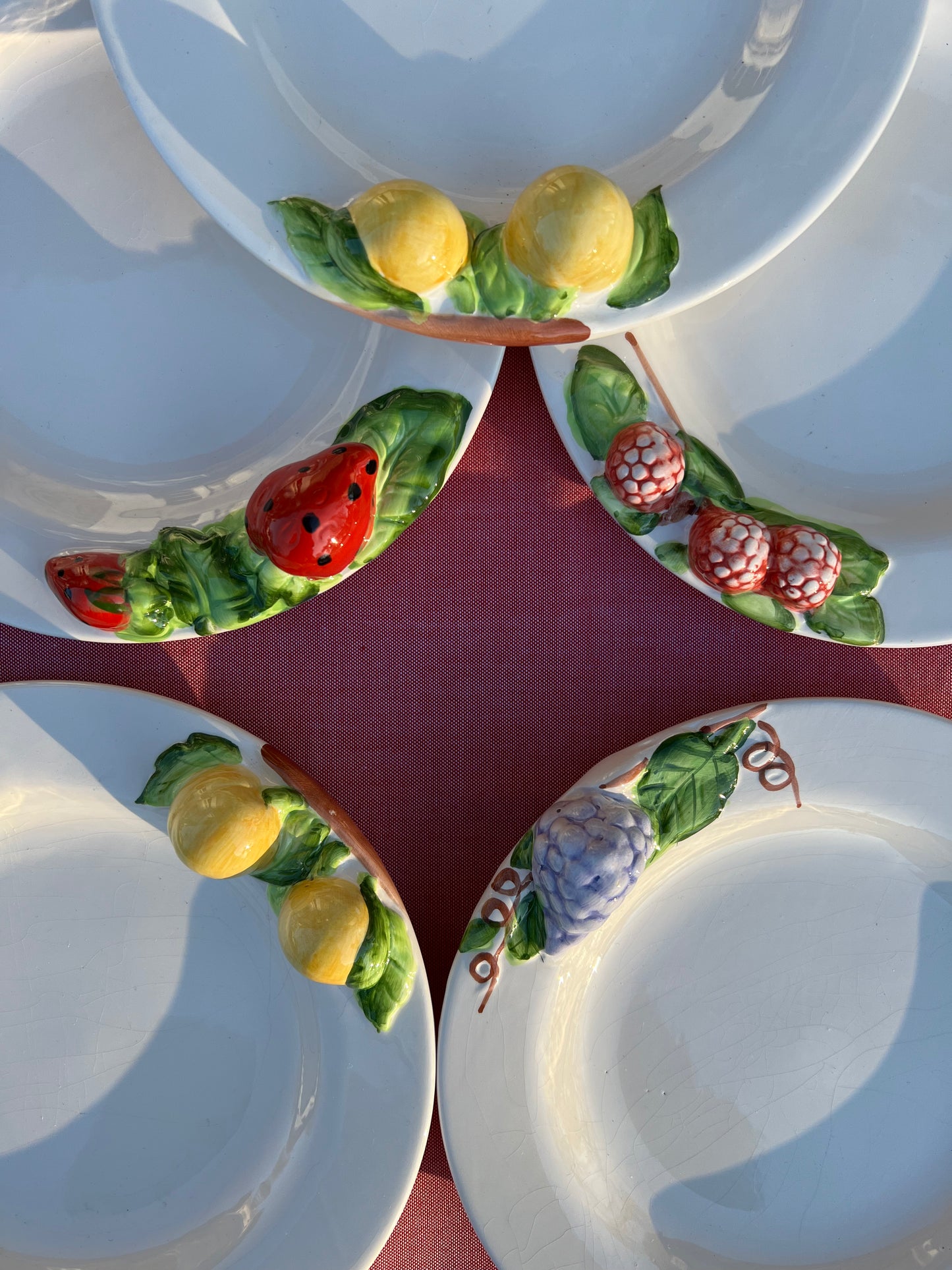 9 assiettes à dessert fruits