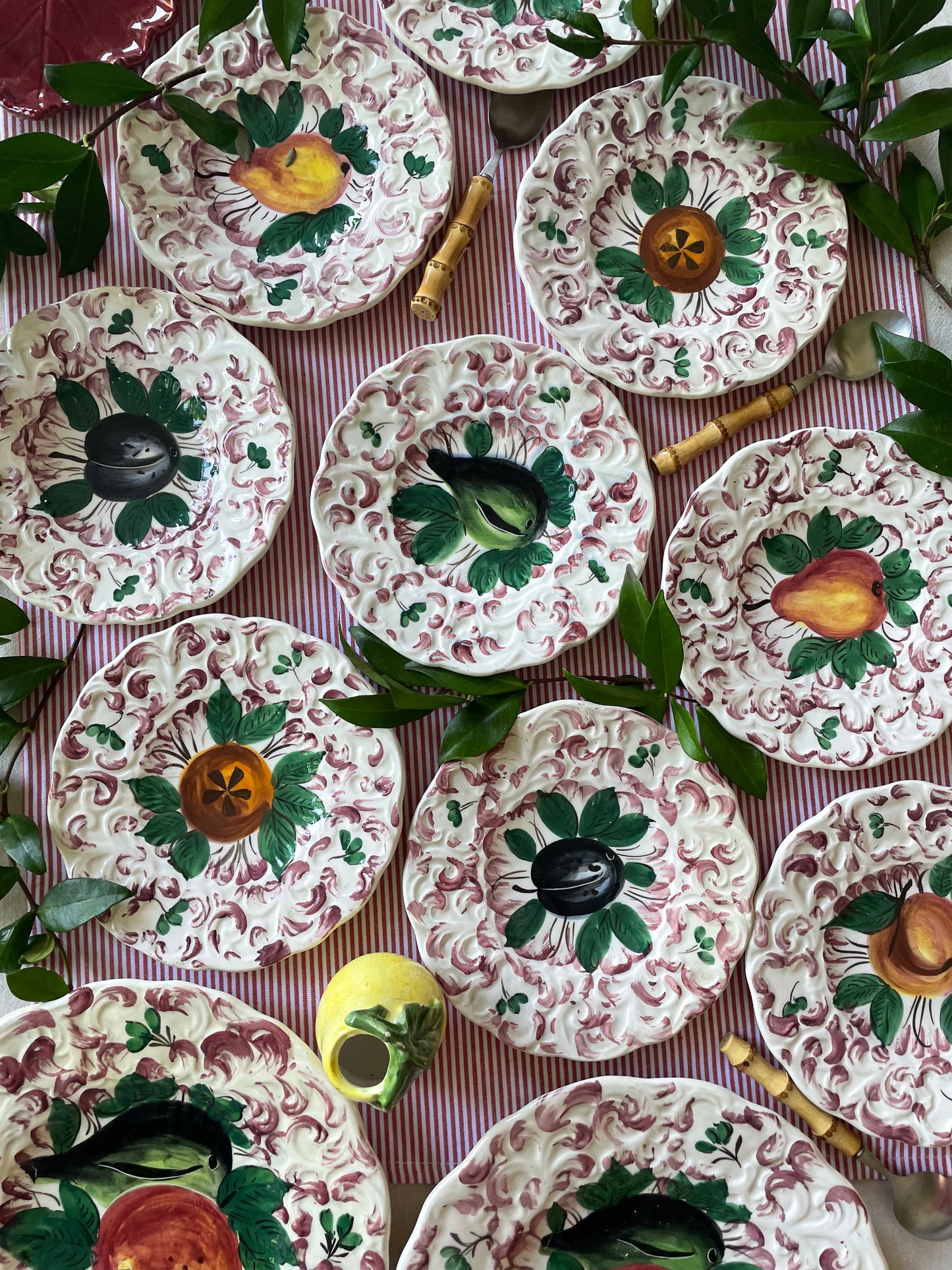 9 assiettes à dessert fruits Made in Italy