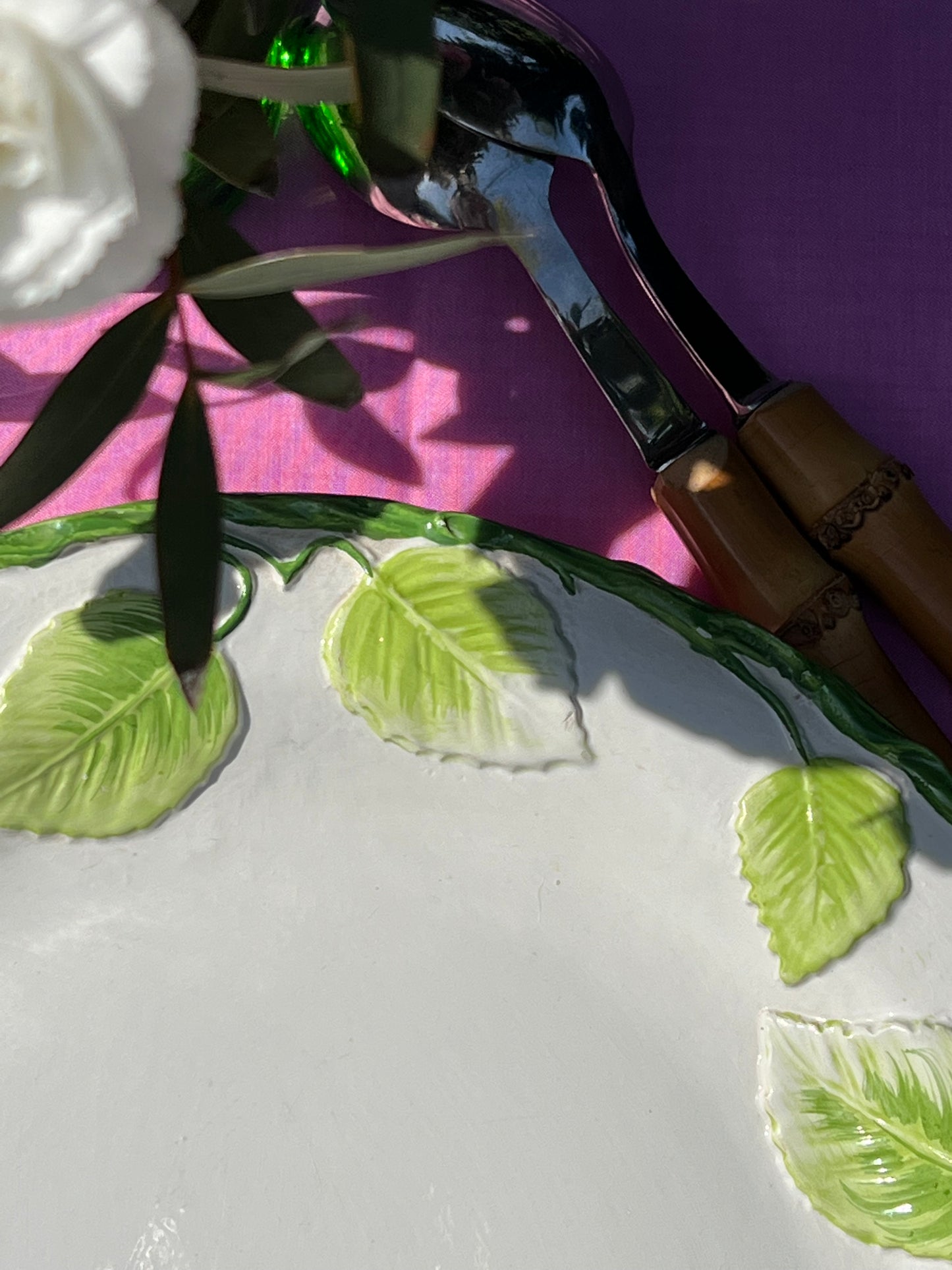 2 assiettes de présentation feuilles Made in Italy