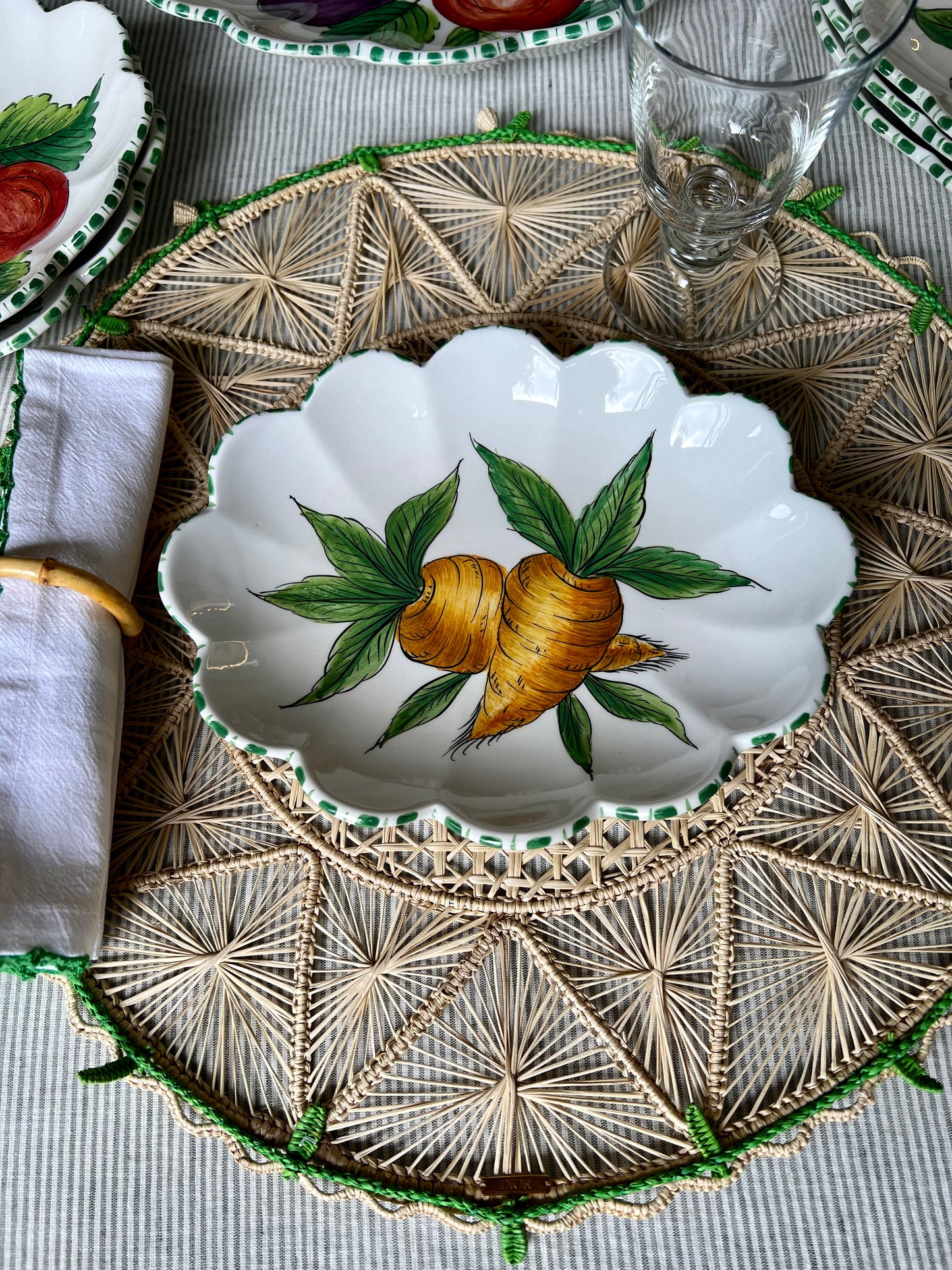 1 ensemble saladier et 6 coupelles Fruits Made in Italy