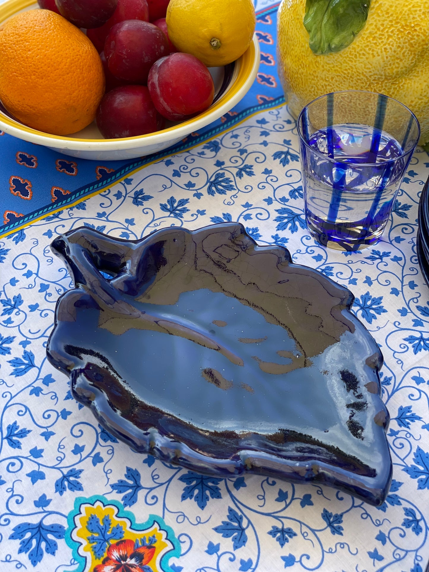 Petit plat en forme de feuille
