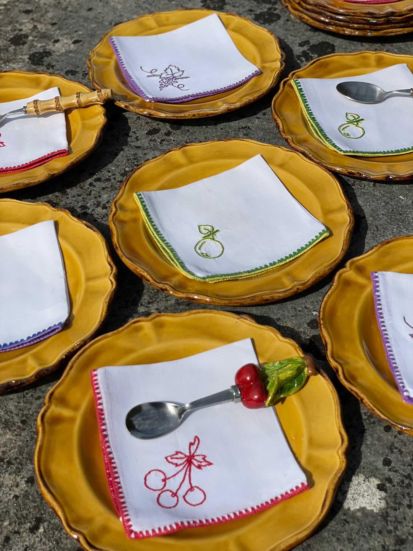 6 assiettes plates provençales
