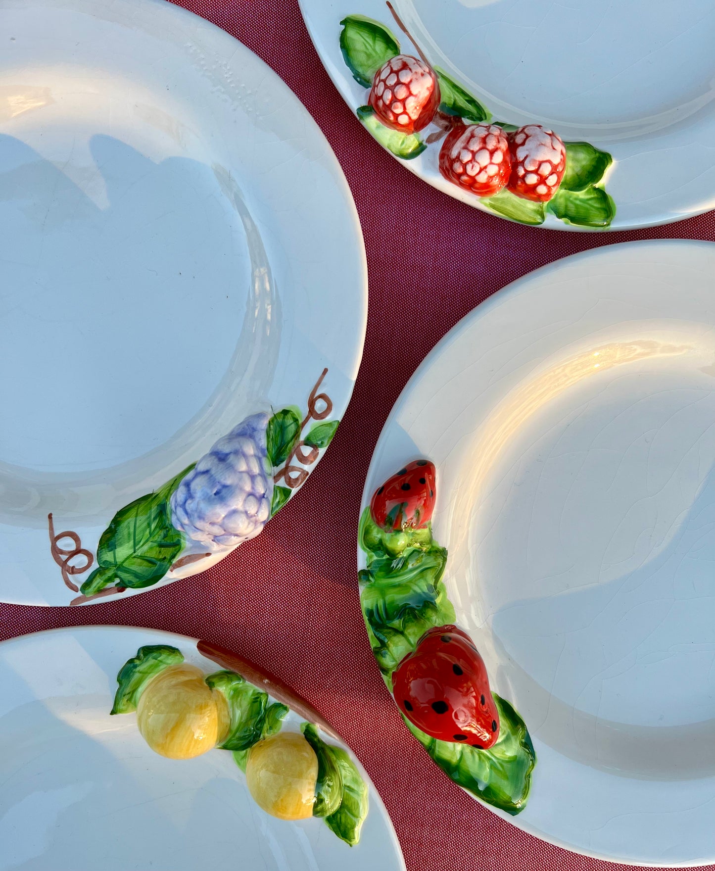 9 assiettes à dessert fruits