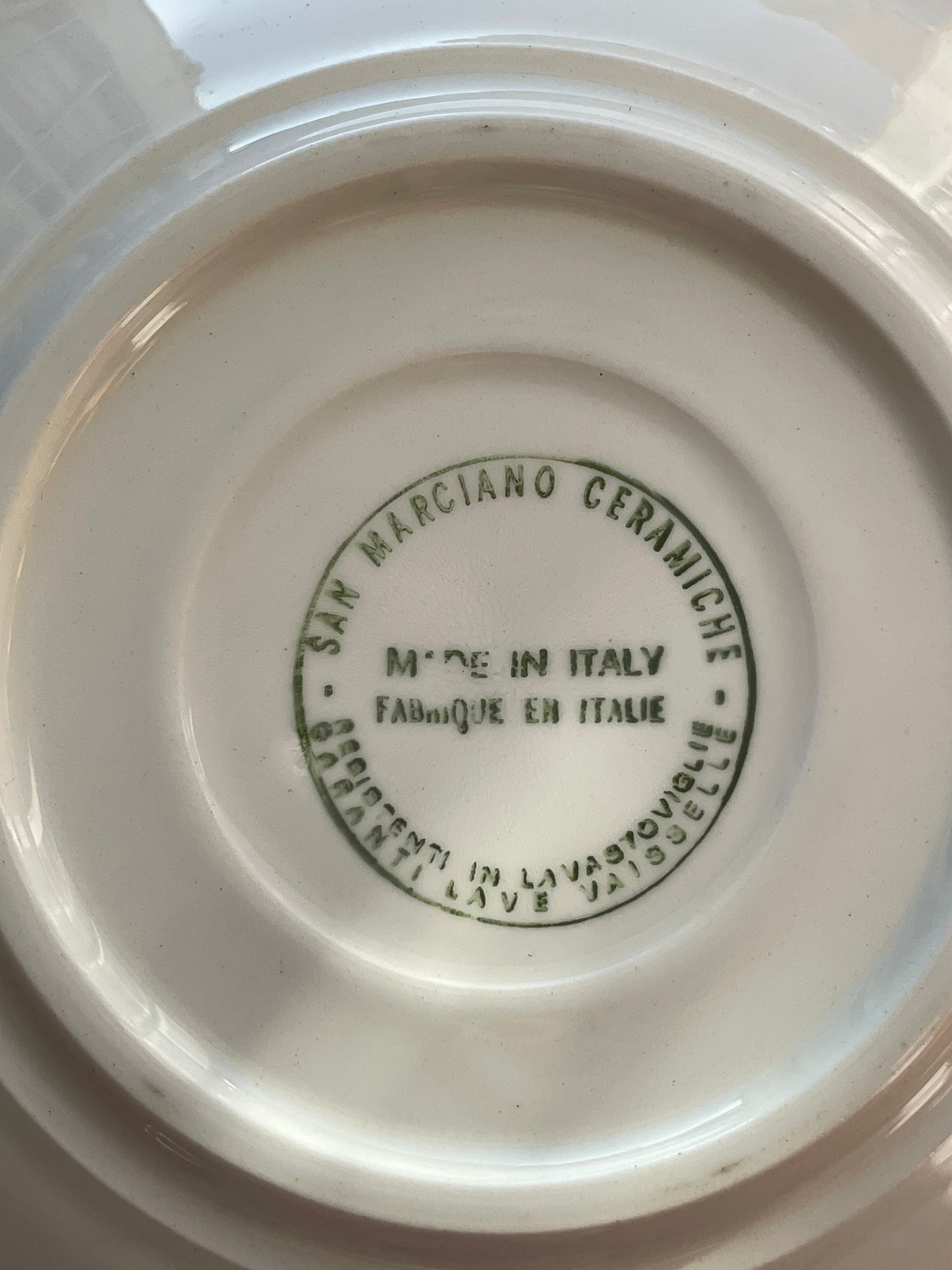 8 assiettes à dessert rayures Made in Italy