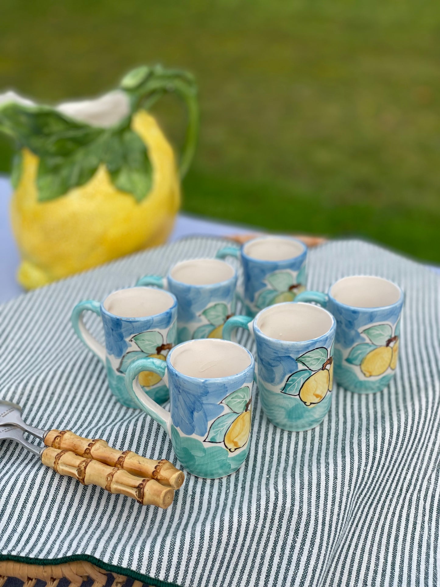 6 tasses à café/ tasses à limoncello