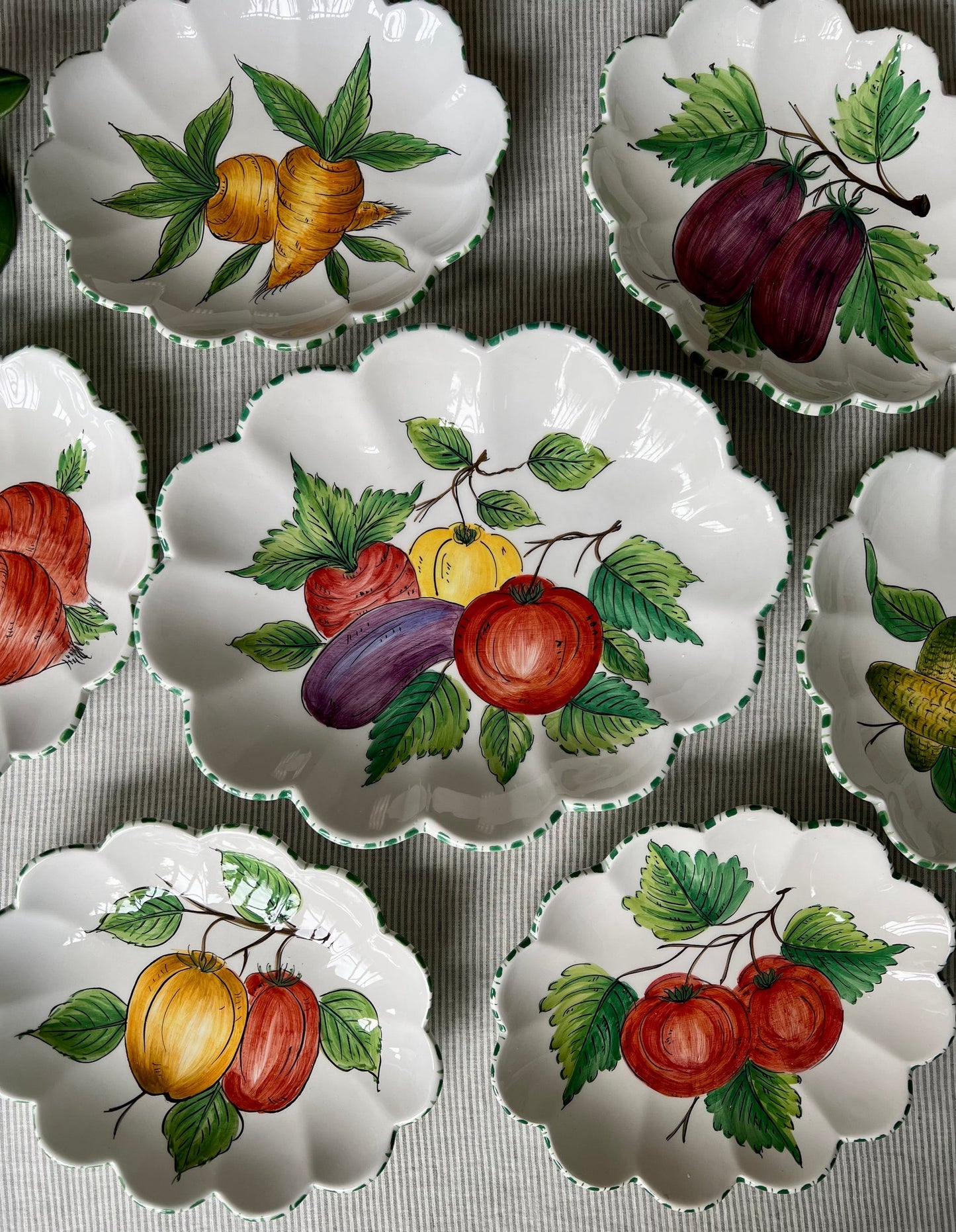 1 ensemble saladier et 6 coupelles Fruits Made in Italy