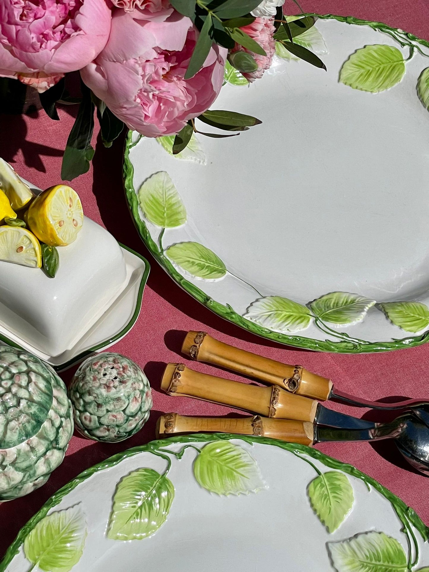 2 assiettes de présentation feuilles Made in Italy