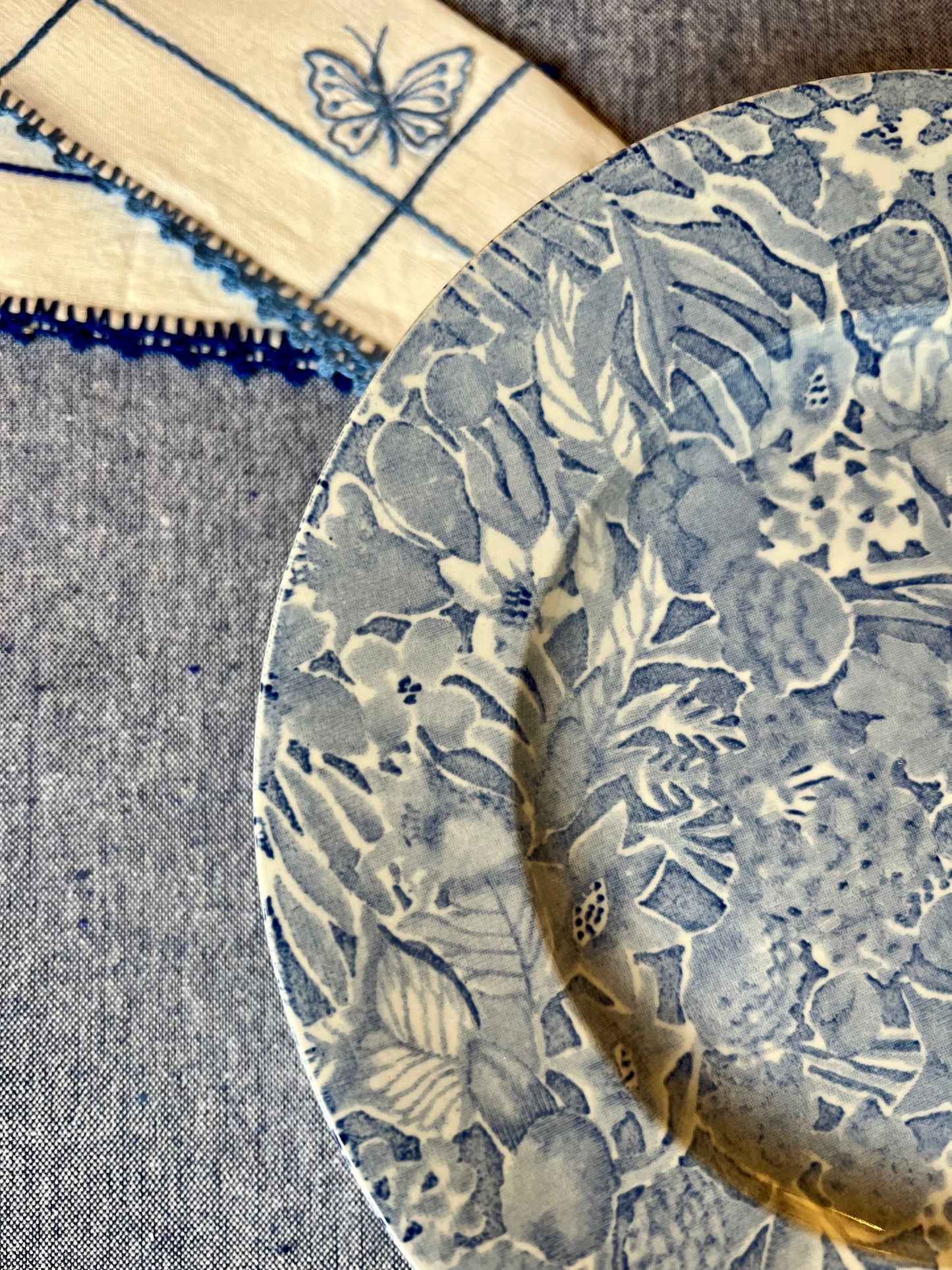 8 assiettes à dessert bleues fleurs