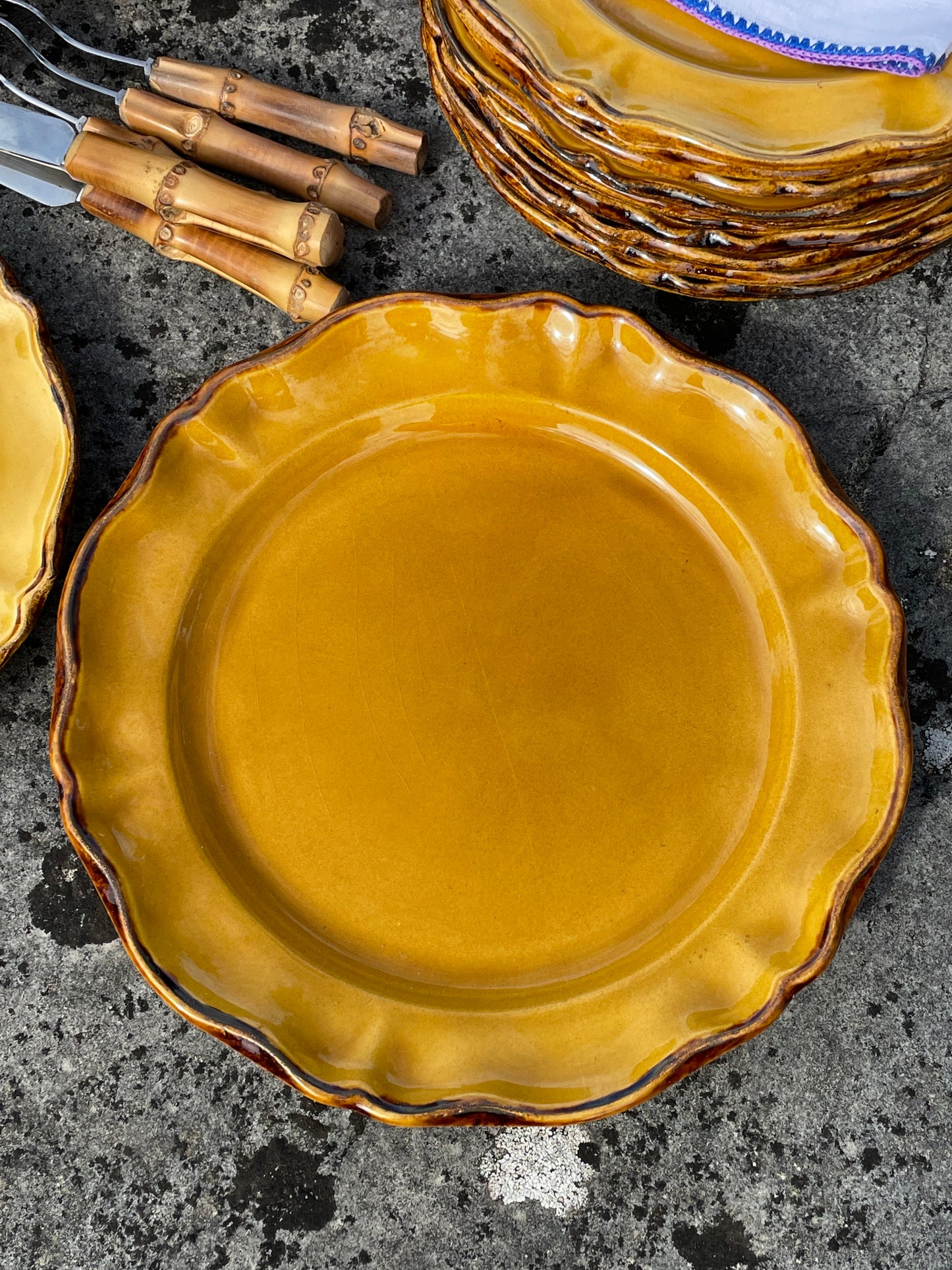 6 assiettes plates provençales