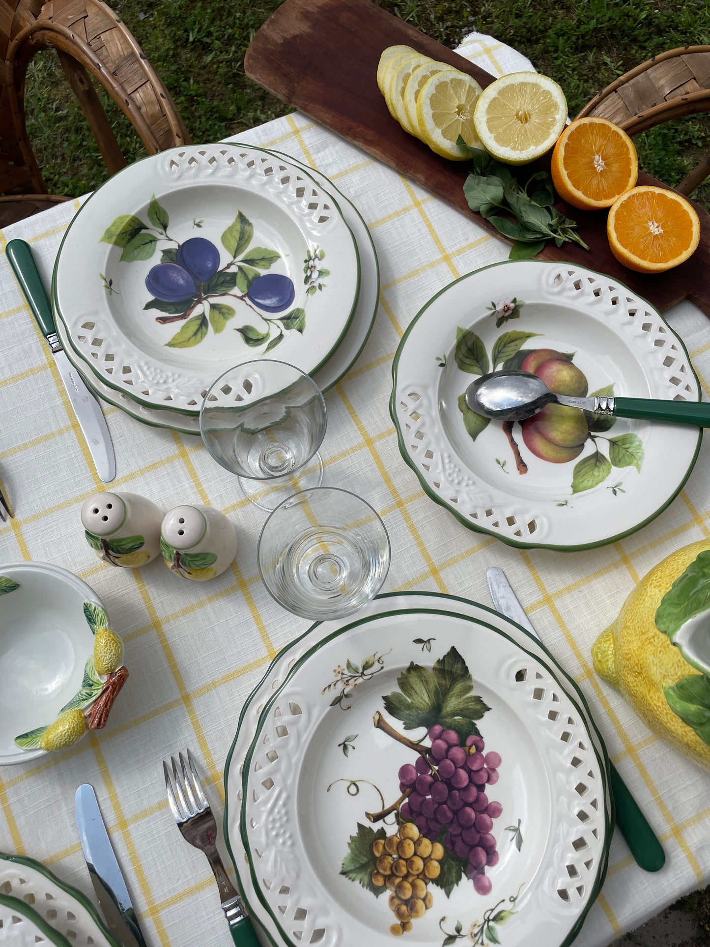 6 assiettes creuses décor fruits Made in Italy