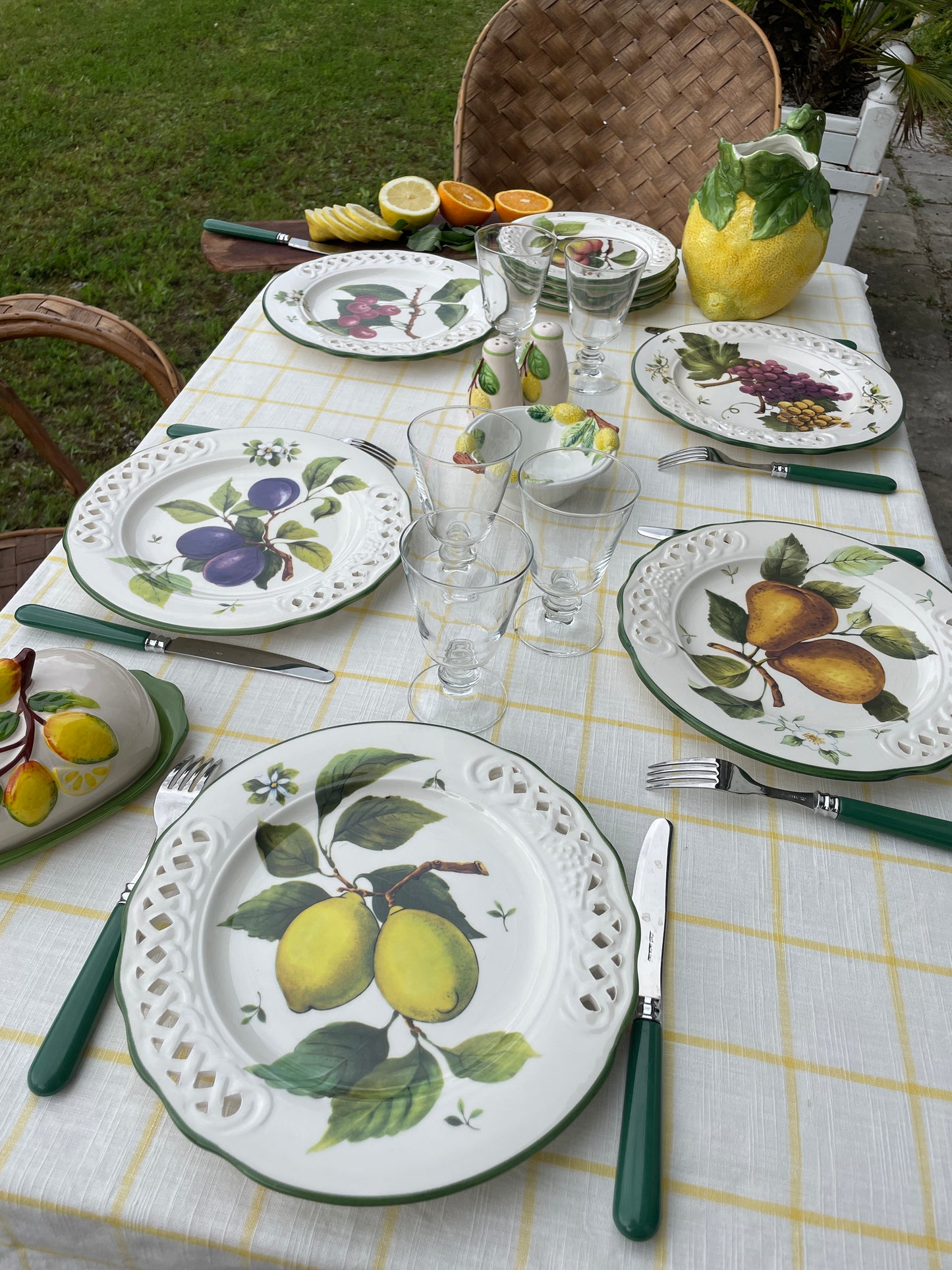 5 assiettes plates décor fruits Made in Italy