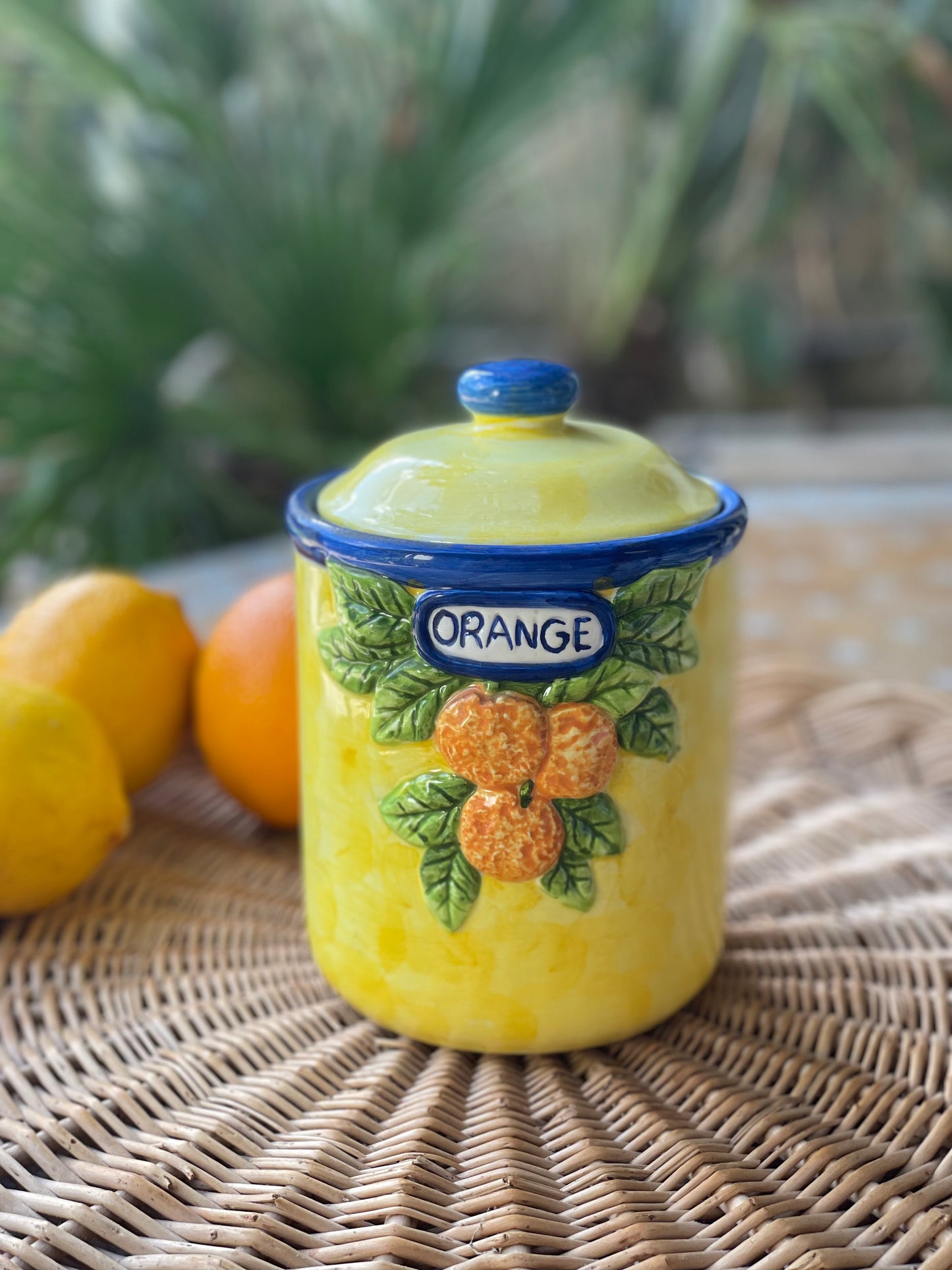 Grand pot orange